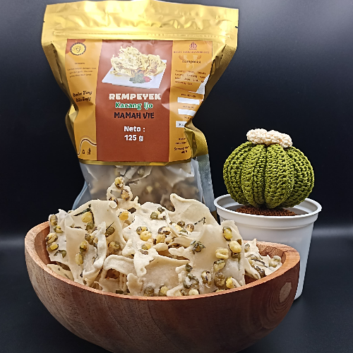 Peyek Kacang Ijo